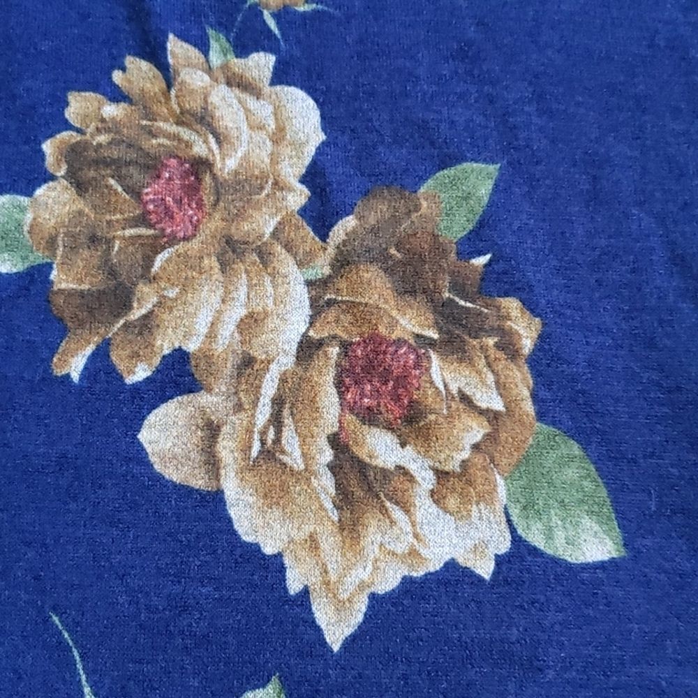 MTS FLORAL DRESS  - Picture 9 of 11